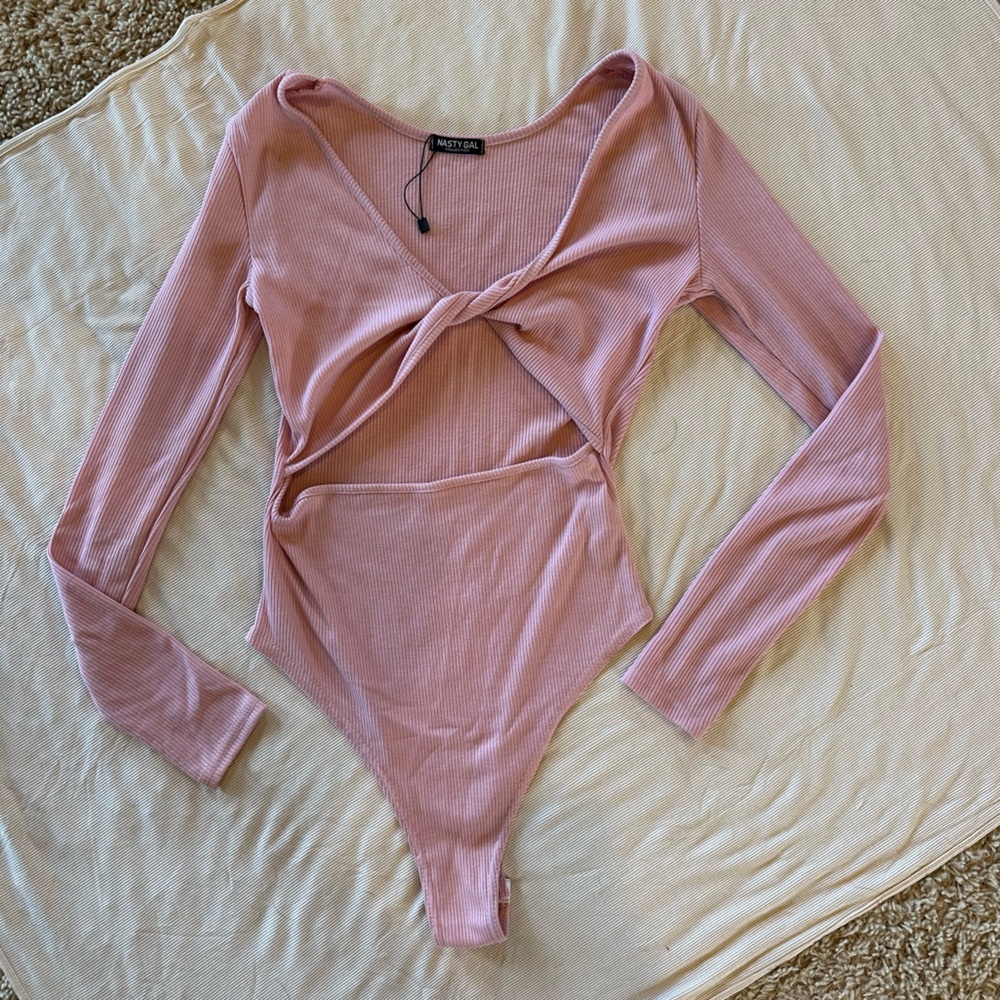 Nasty Gal Dusty Pink Ribbed Twist-Front Bodysuit